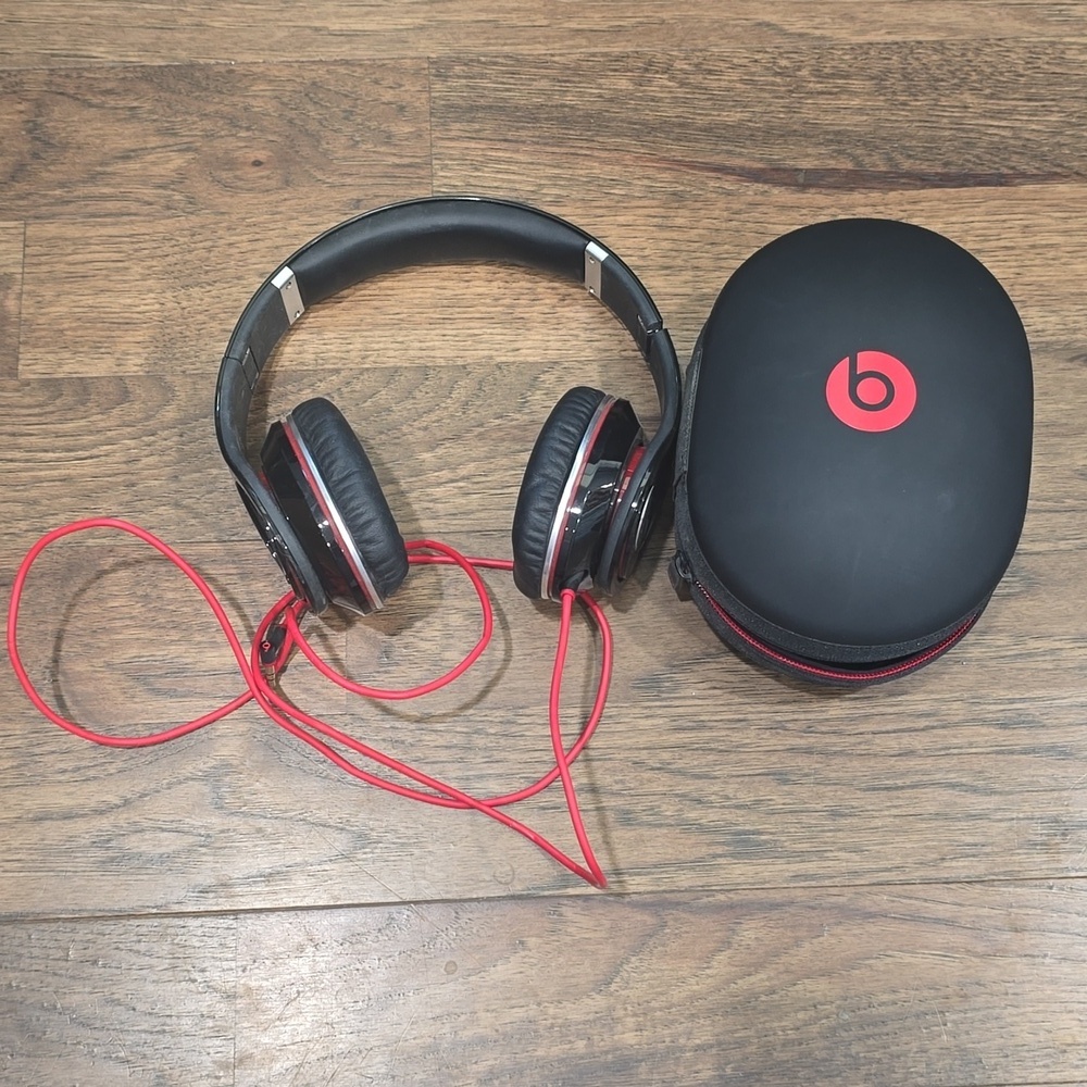 Beats by Dre wired headphones